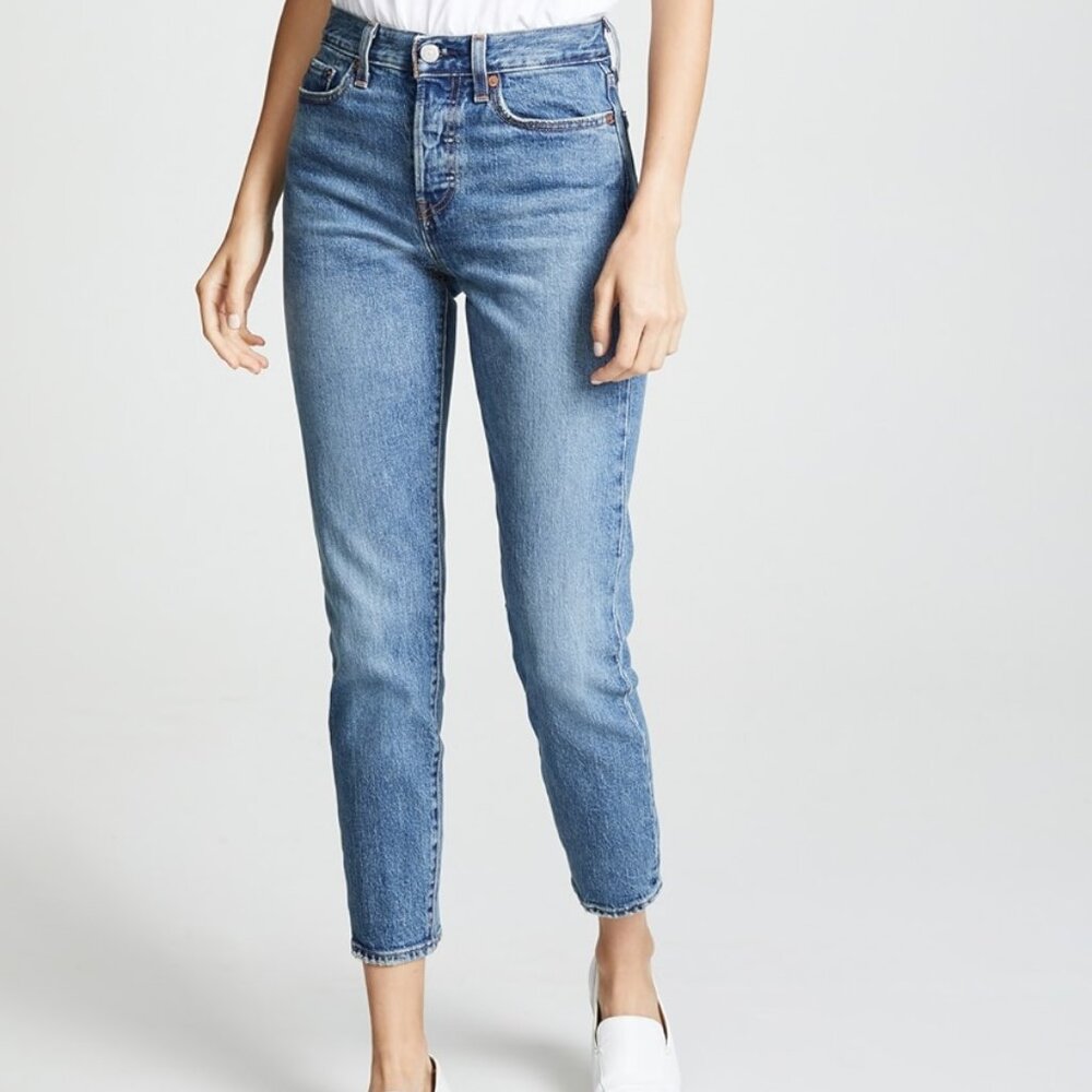 Levi's Wedgie Icon Jeans